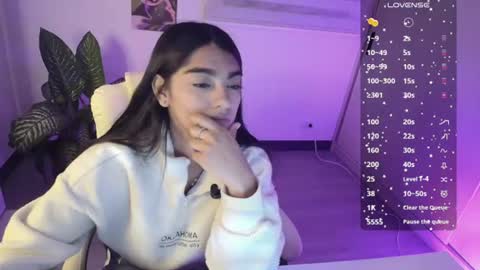 Snapshot of amara_silk chatting on 08.05.26 amara_silk online show from 08.05.26