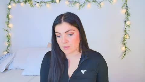 Amara Vega  online show from 05.01.26