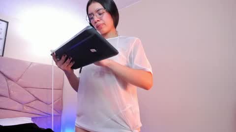 amara velle  online show from 04.01.26