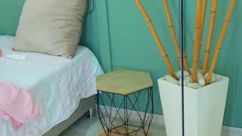 Amara online show from 02.14.25