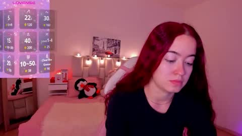 amaraa_couper1 online show from 12.17.25