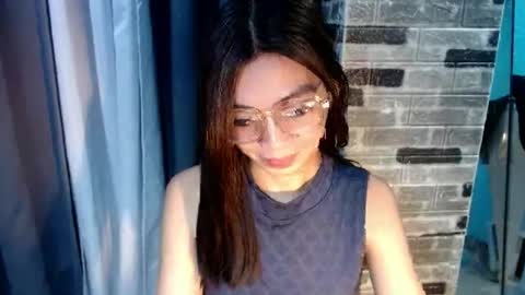 Snapshot of amarabellax chatting on 05.13.26 BELLA online show from 05.13.26