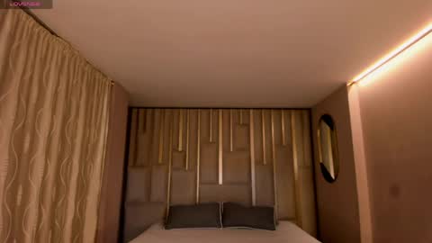 Amara Di online show from 04.14.26