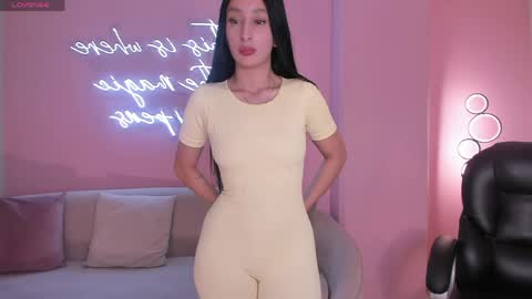 Snapshot of amaradivinex chatting on 05.17.26 Amara Di online show from 05.17.26