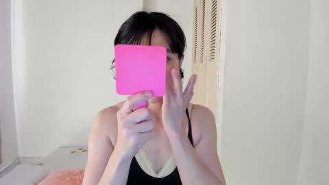 Snapshot of amaranthaajames chatting on 11.22.25 Amarantha online show from 11.22.25