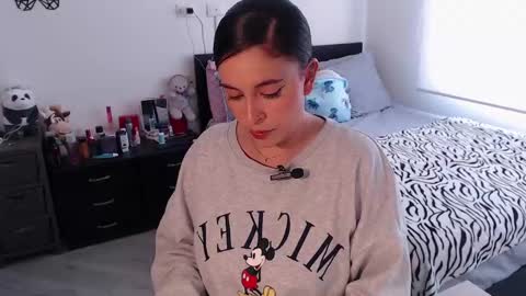 Mila  online show from 02.12.25