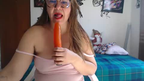 amaris_c online show from 12.14.25
