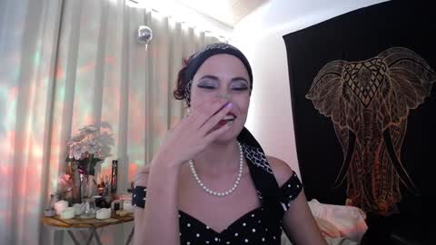 Snapshot of amatista_riveera chatting on 01.08.25 Amatista  Next stream 9 DEC 1 PM COLOMBIAN TIME  miss u and love u online show from 01.08.25