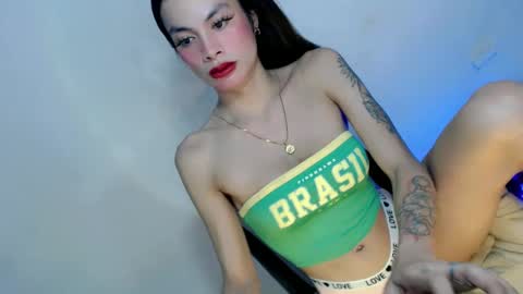 Annika 25yrs old online show from 03.10.25