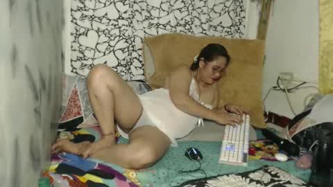 Snapshot of amazing_angel22 chatting on 02.27.25 amazing angel online show from 02.27.25