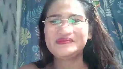 Snapshot of amazing_angel22 chatting on 10.16.25 amazing angel online show from 10.16.25