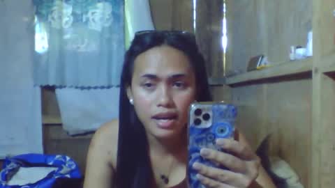 Snapshot of amazing_yella69 chatting on 12.23.25 YELLA online show from 12.23.25