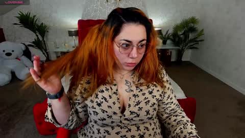 Ellie online show from 02.05.25