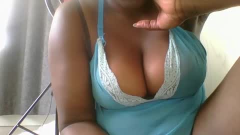 Mia online show from 02.04.25