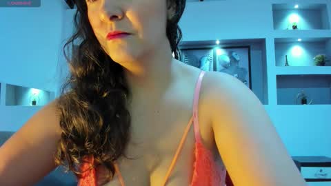 Snapshot of ambar_sex10 chatting on 10.01.25 Ambar  online show from 10.01.25