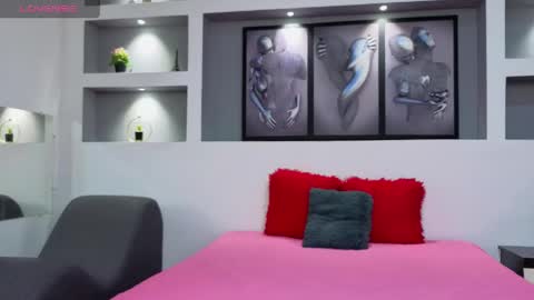 Ambar  online show from 04.25.26