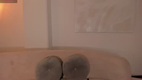 Snapshot of ambarjames_ chatting on 06.24.26 Ambar online show from 06.24.26