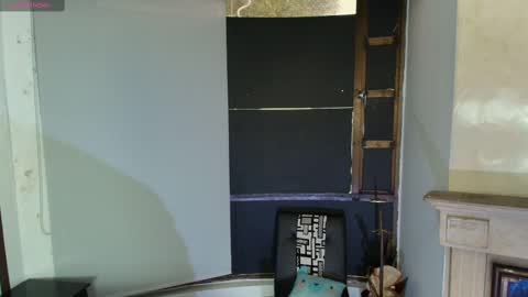 Ambar Ross online show from 02.17.25