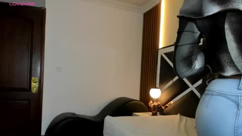 Snapshot of ambaross chatting on 03.10.26 Ambar Ross online show from 03.10.26