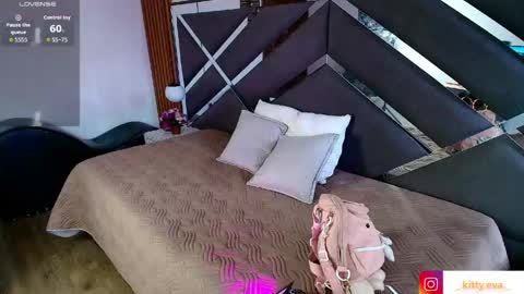 Ambar Ross online show from 05.26.26