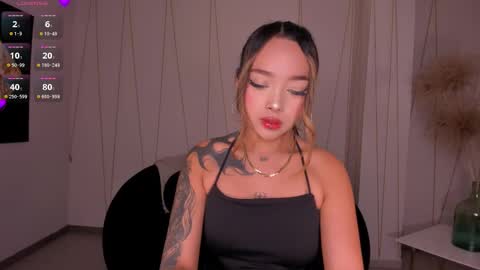 ambarowens online show from 02.04.26