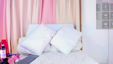Snapshot of ambarr_stone chatting on 06.18.26 Ambar online show from 06.18.26