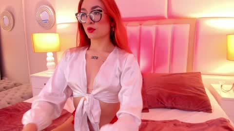 AmbarSantany  online show from 12.17.24