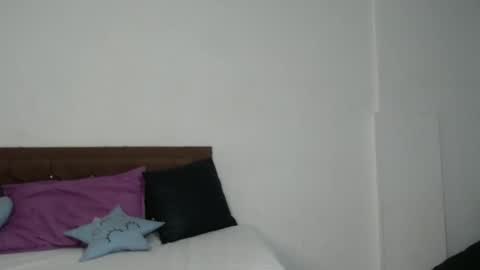 Snapshot of ambel_rose chatting on 01.03.25 ambel_rose online show from 01.03.25