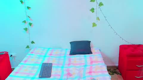 Snapshot of ambel_rose chatting on 03.02.25 ambel_rose online show from 03.02.25