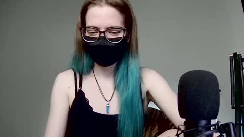 Amber non-nude model online show from 01.15.25