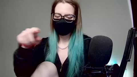 Amber non-nude model online show from 02.15.25