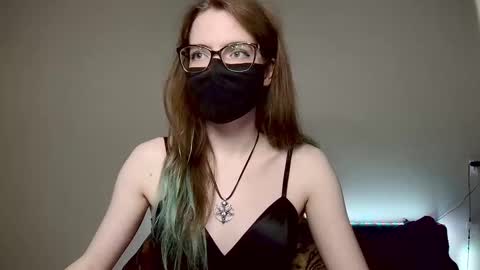 Amber non-nude model online show from 09.15.25