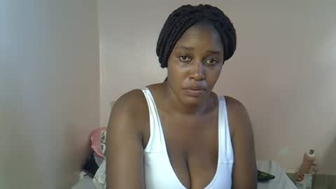 Snapshot of amber_cutie2 chatting on 06.28.26 amber_cutie2 online show from 06.28.26