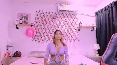 amber_love04 online show from 03.10.26