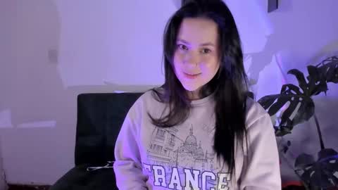 Vivi  online show from 02.18.26