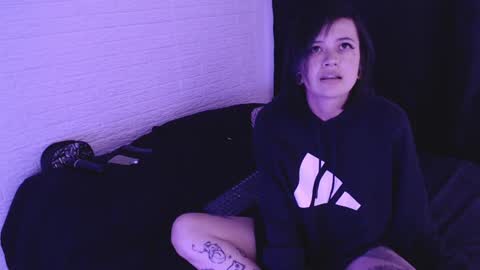 Snapshot of amber_rouss chatting on 12.11.24 ROUSS online show from 12.11.24