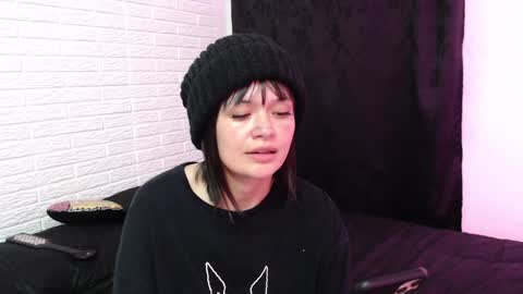 Snapshot of amber_rouss chatting on 12.29.24 ROUSS online show from 12.29.24