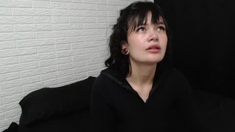 Snapshot of amber_rouss chatting on 01.07.25 ROUSS online show from 01.07.25