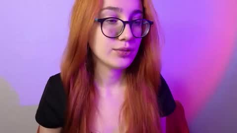 Snapshot of amber_wink chatting on 11.10.25 mber online show from 11.10.25