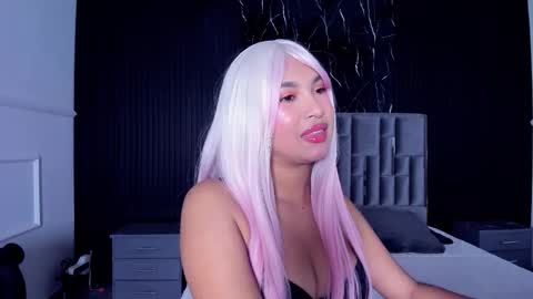 Amber Ashford online show from 09.18.25