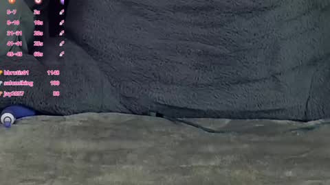 Snapshot of amberdawnn23 chatting on 01.22.25 Amber Dawnn online show from 01.22.25