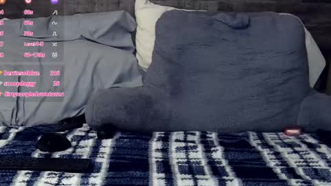 Snapshot of amberdawnn23 chatting on 02.21.25 Amber Dawnn online show from 02.21.25