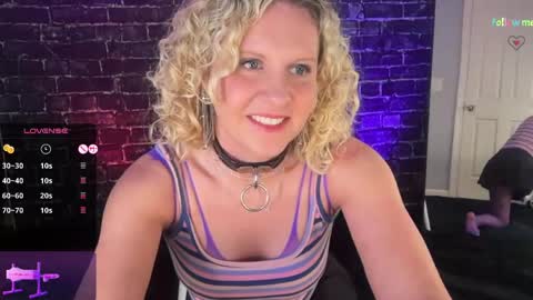 Amber Jade online show from 04.29.26