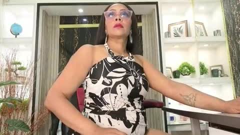 Snapshot of ambernix chatting on 01.13.26 online show from 01.13.26