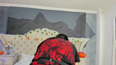 Snapshot of amberrgrey_ chatting on 10.27.25 Amber Grey online show from 10.27.25