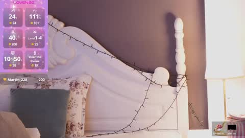 Amberseyes online show from 01.11.25