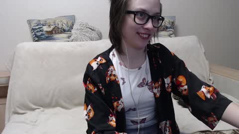 Snapshot of ambersimard chatting on 12.15.24 Amber online show from 12.15.24