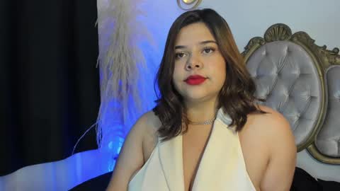 Snapshot of amberweest chatting on 12.16.24 Amber online show from 12.16.24