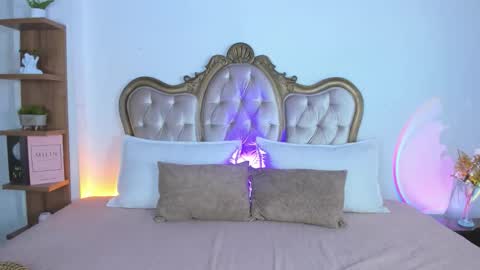 Snapshot of amberweest chatting on 12.03.25 Amber online show from 12.03.25