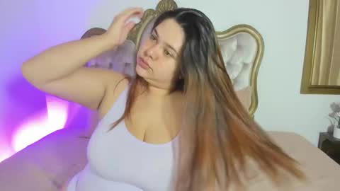 Snapshot of amberweest chatting on 01.17.26 Amber online show from 01.17.26